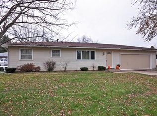 2111 Shale Ln, Eagan, MN 55122