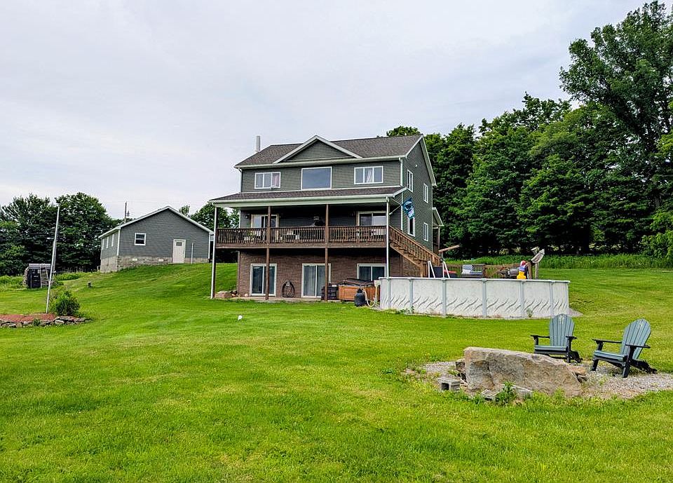 1st image of 127 Gee Hill Rd