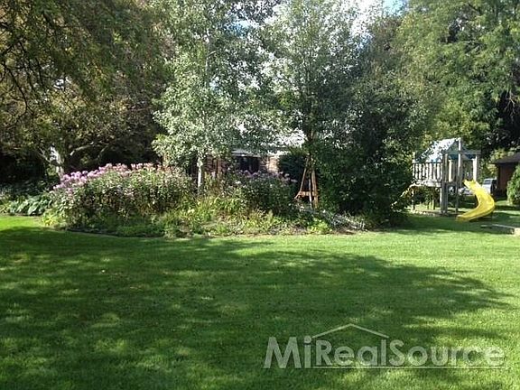 5th image of 14158 Lakeshore Dr