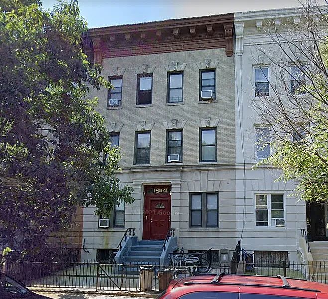 2nd image of 1314 Sterling Pl