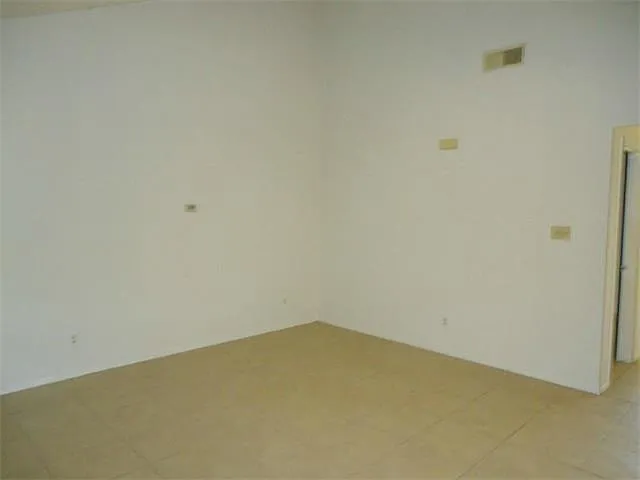 803 Sirocco Dr #A — Photo 8
