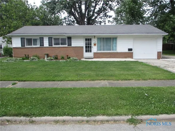 640 Northview Dr, Fostoria, OH 44830
