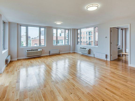 3rd image of 26-25 28th St #4D