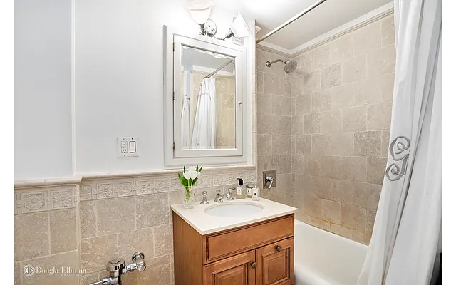 Sold by Douglas Elliman | media 3