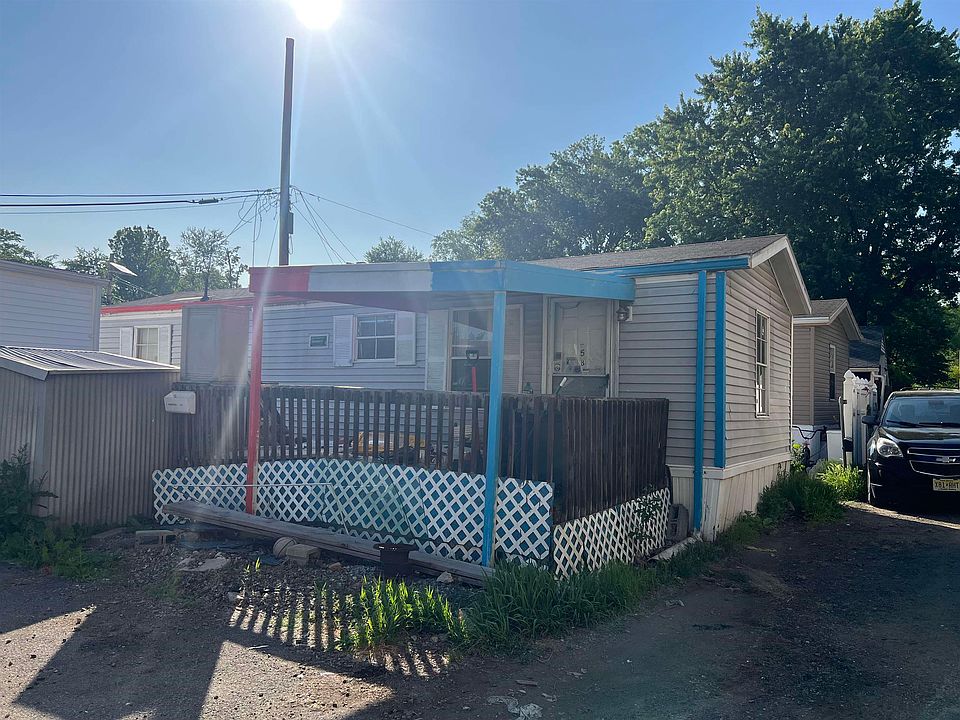 1st image of 15B Avenue C
