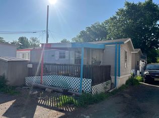 15B Avenue C, Moonachie, NJ 07074