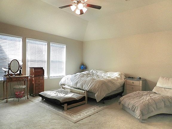 5th image of 14103 Englewood Park Ln