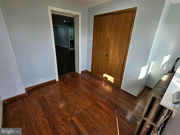 2nd image of 7055 Elmwood Ave