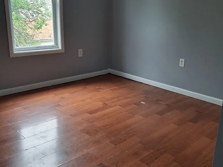 483 Avon Ave — Photo 20