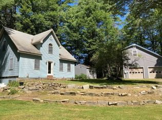 11 Hall Rd, Canaan, NH 03741