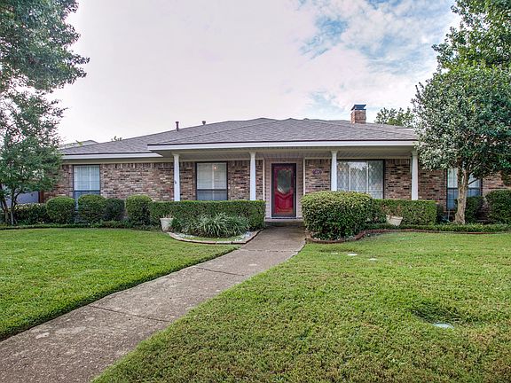 2nd image of 1129 Stratford Dr