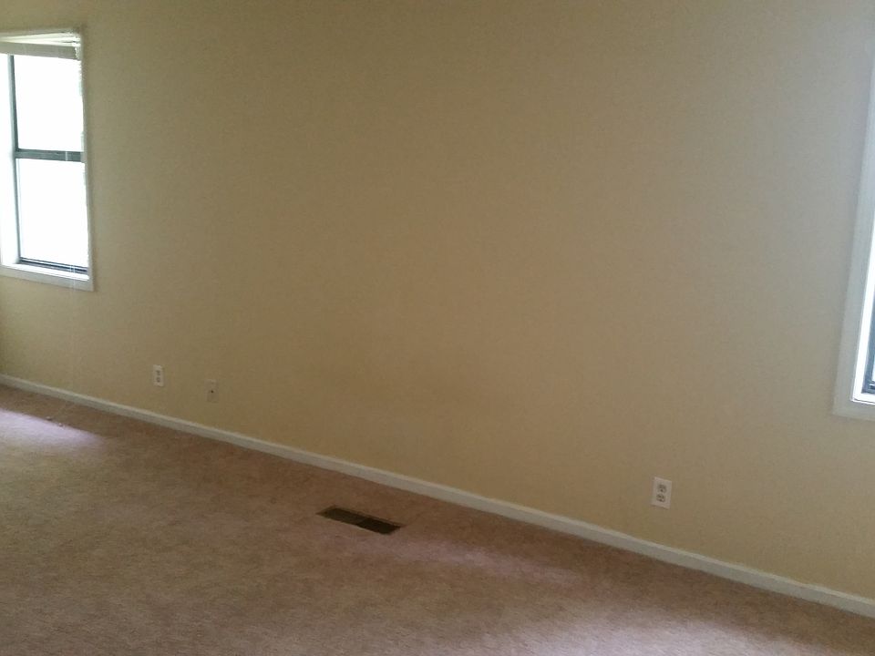 Master Bedroom 19x12