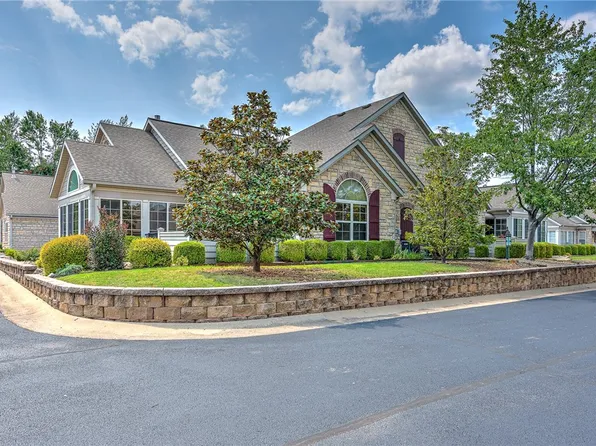 2100 W New Hope Rd APT 1002, Rogers, AR 72758