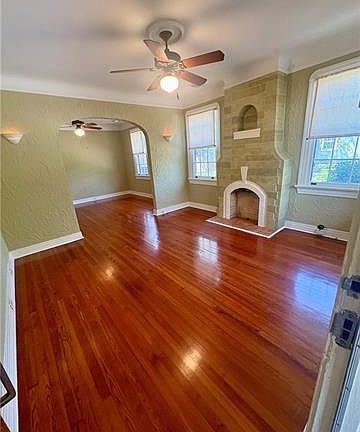 2nd image of 4660 Demontluzin St