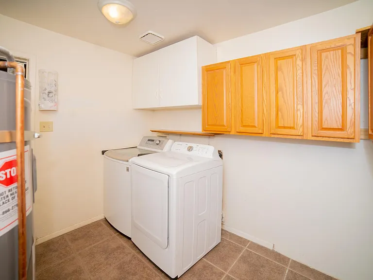 4350 W 17th Ln — Photo 9