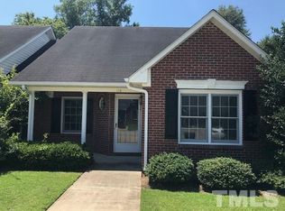 115 Woodridge Dr, Dunn, NC 28334