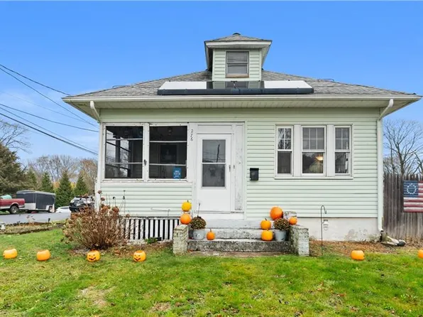 276 Tidewater Dr, Warwick, RI 02889