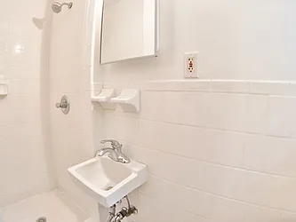 Rented by Urban Real Estate Inc