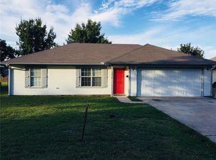 1216 S 6th St, Bonham, TX 75418