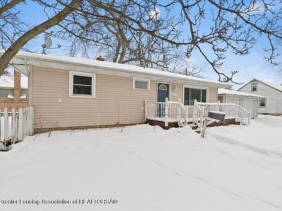 2nd image of 3211 S Deerfield Ave