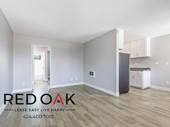 5th image of 13325 1/3 Heacock Ave #89