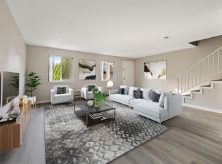 416 101st Ave SE #207, Bellevue, WA 98004