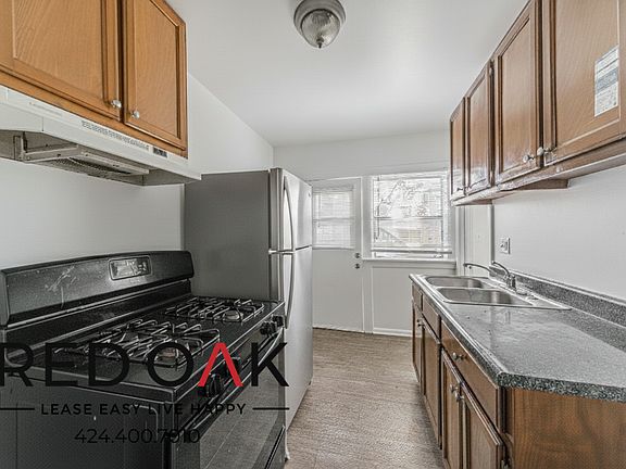 3rd image of 2822 Huron St #2826-1/2