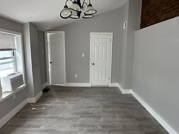 4th image of 1512 N 4th St