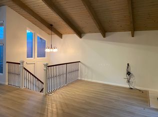 22938 Cricket Hill Rd, Cupertino, CA 95014