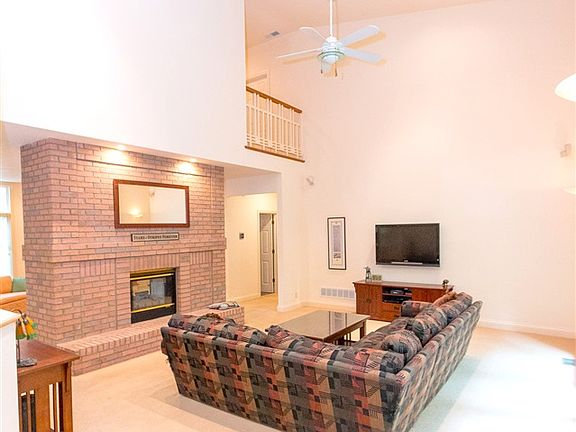 3rd image of 1241 Tall Timbers Dr
