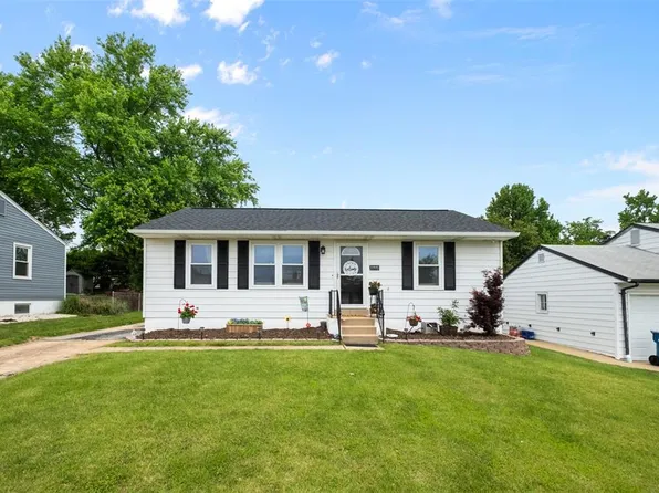 11041 Pine Forest Dr, Saint Louis, MO 63126
