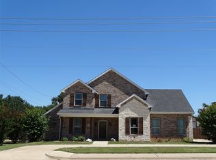 703 S Nolan River Rd, Cleburne, TX 76033