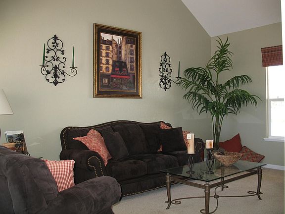 3rd image of 1133 101st Avenue Ct