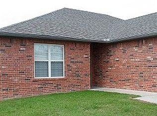 1700 Joshua Pl, Springdale, AR 72764