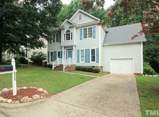 8520 Clivedon Dr, Raleigh, NC 27615