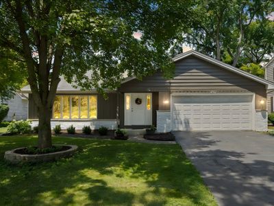 1410 S Main St, Wheaton, IL, 60189