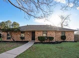 1604 Brighton Dr, Carrollton, TX 75007