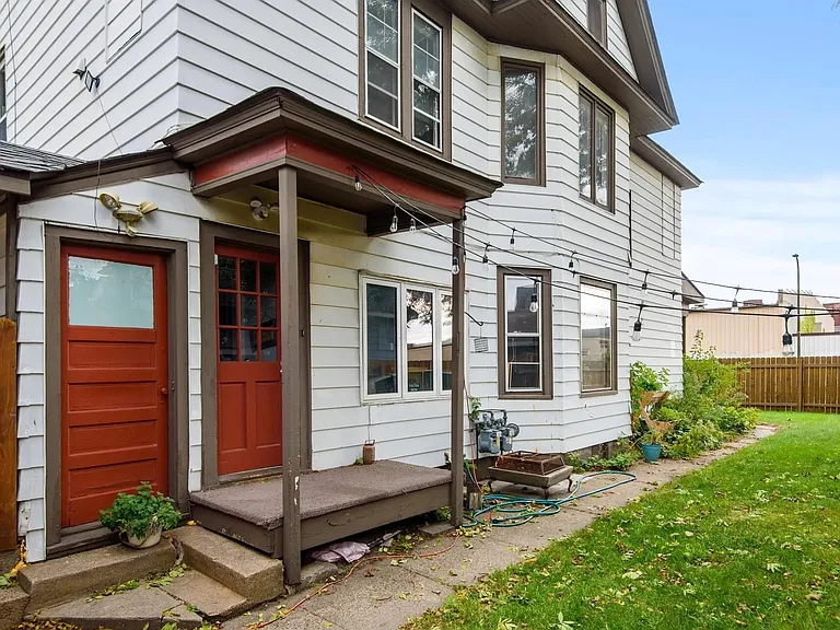 1322 Central Ave NE #1 — Photo 11
