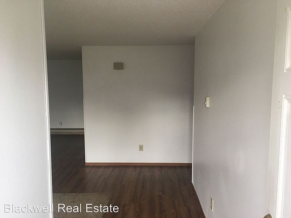 5th image of 6116 Glen Mary Ln SE APT A