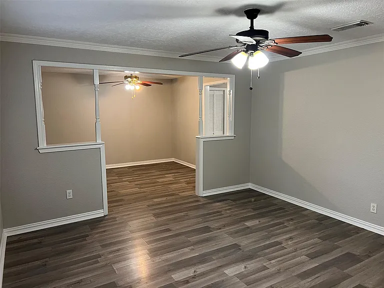 9505 Everglade Dr — Photo 8