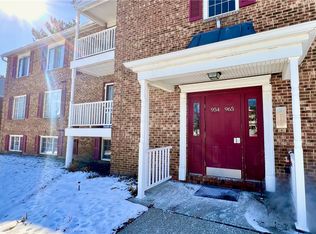 955 Wood Hollow Dr UNIT B, Cranberry Township, PA 16066