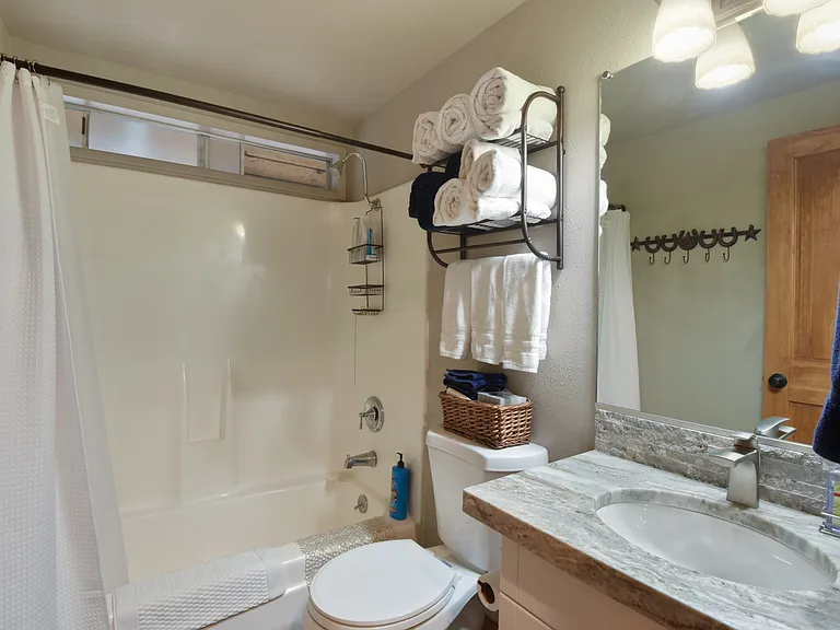 620 McKinney Creek Rd — Photo 7
