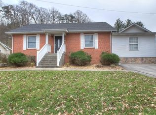 E 2nd St, London, KY 40741