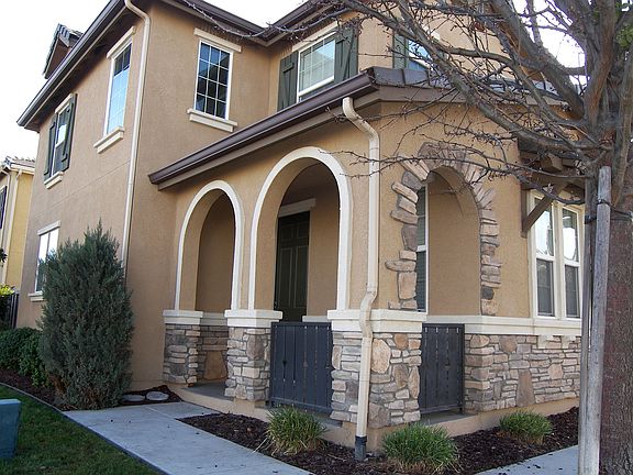3rd image of 17218 S Canyon Gate Ln