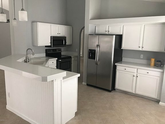 4th image of 3537 Avalon Cove Dr E