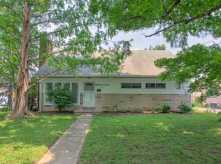 1816 Carlisle Rd, Camp Hill, PA 17011