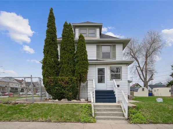 330 17th St SE, Cedar Rapids, IA 52403