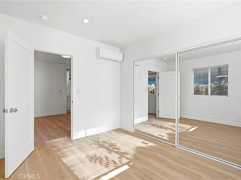 1219 N Hoover St #C — Photo 7