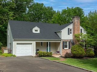 58 Twin Falls Rd, Berkeley Heights, NJ 07922