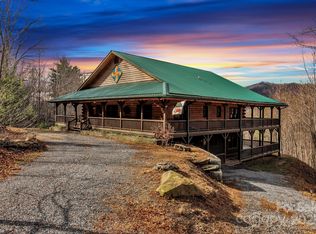 264 Moonbeam Ln, Clyde, NC 28721